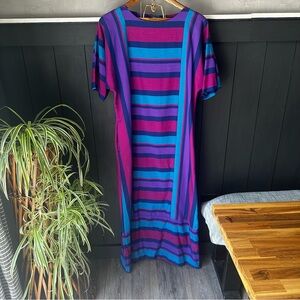 Vintage 70's 80's Gilead Aqua Fuschia Lavender Striped Size Small Caftan‎